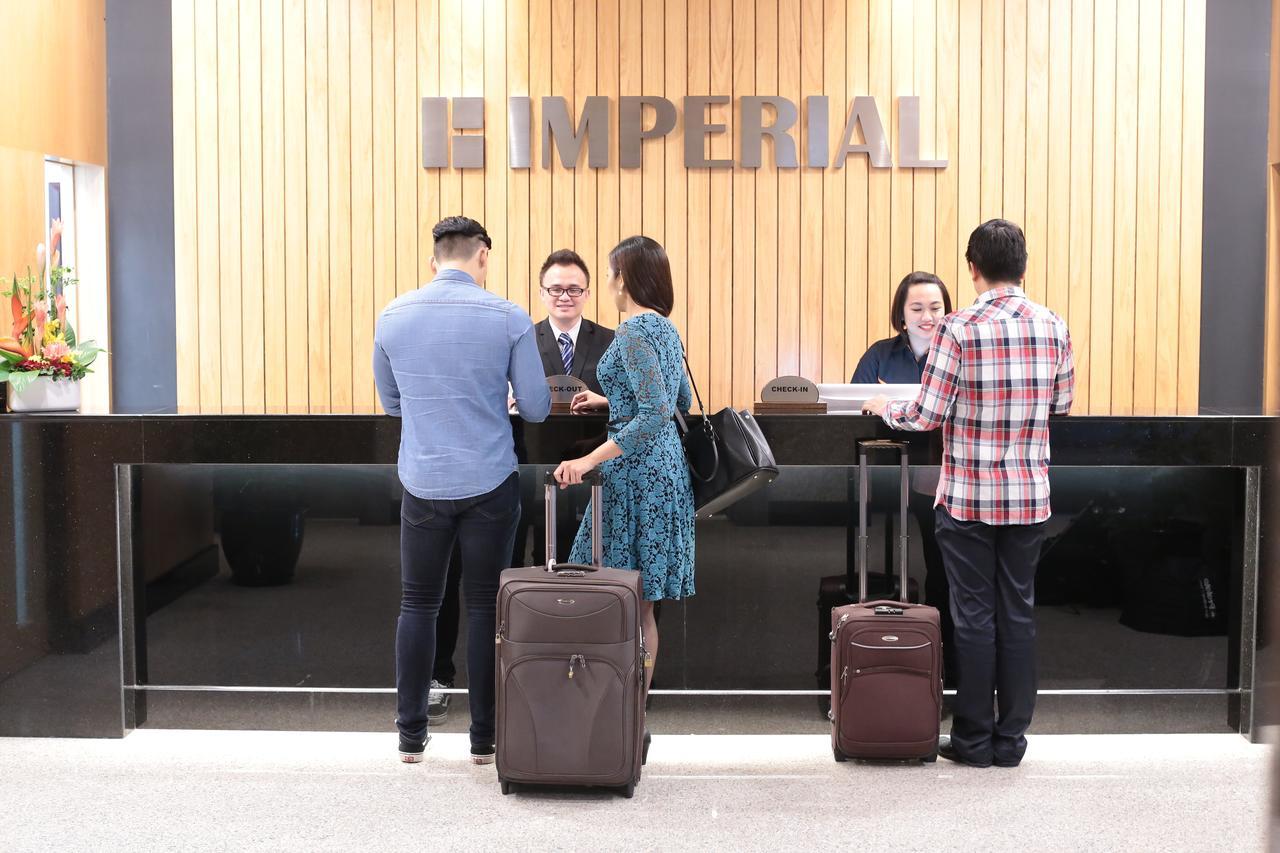 Imperial Riverbank Hotel Kuching Ngoại thất bức ảnh